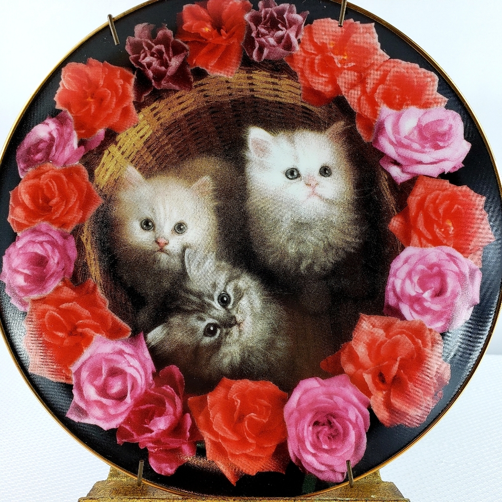 VTG Danbury Mint HeirloomThree Tiny Treasures Plate Cat colorful Kitten
